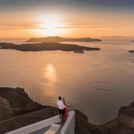 Aparthotel Symphony Santorini