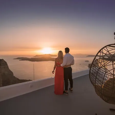 Symphony Santorini * Pýrgos