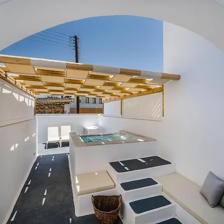 アパートホテル Symphony Santorini 4*