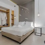 Symphony Santorini 4*