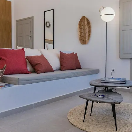 Symphony Santorini Aparthotel Pýrgos